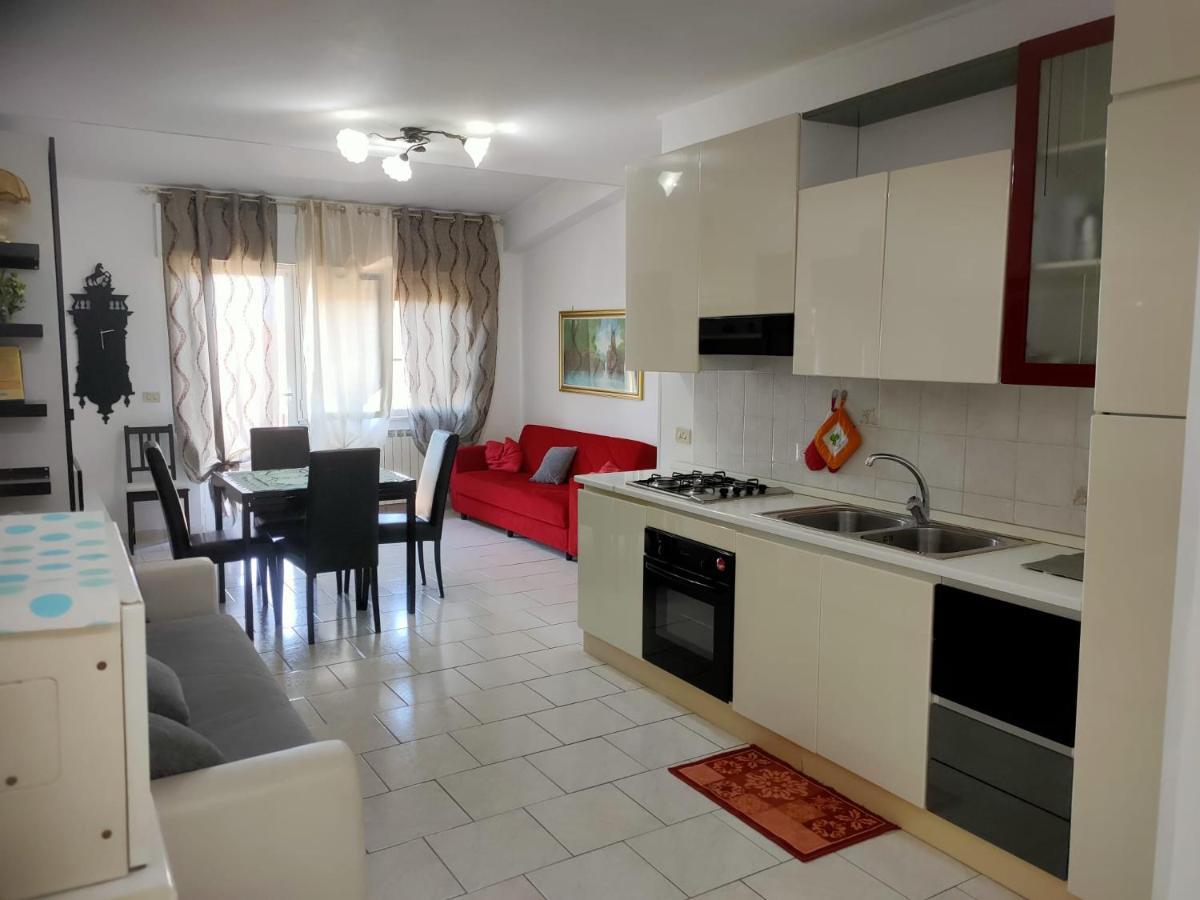 Nomentum House Apartment Mentana ภายนอก รูปภาพ